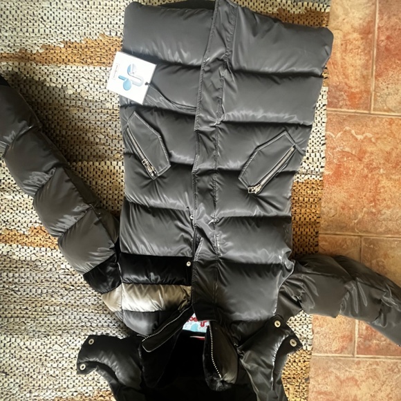 Women’s coat - Picture 13 of 14